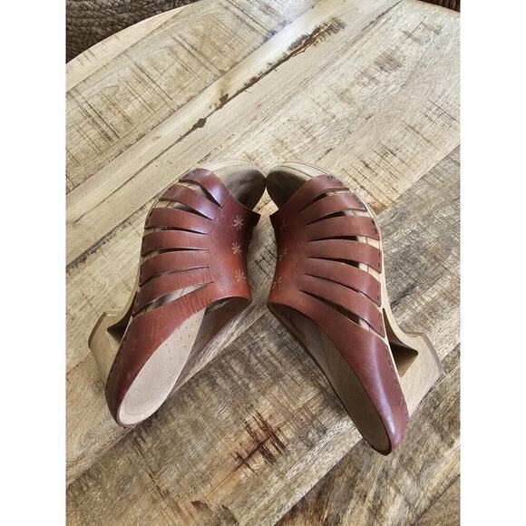 Dansko Womens Wedge Heel Mule Shoe Sz 6.5 Tilly Slip On Strappy Cut Out - Picture 7 of 7
